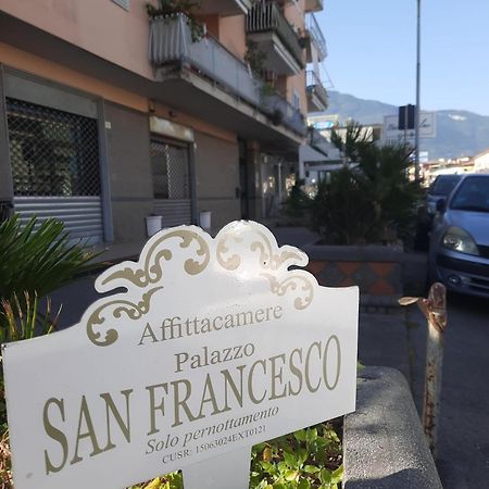 Palazzo San Francesco Hotel Castellammare di Stabia Exterior foto